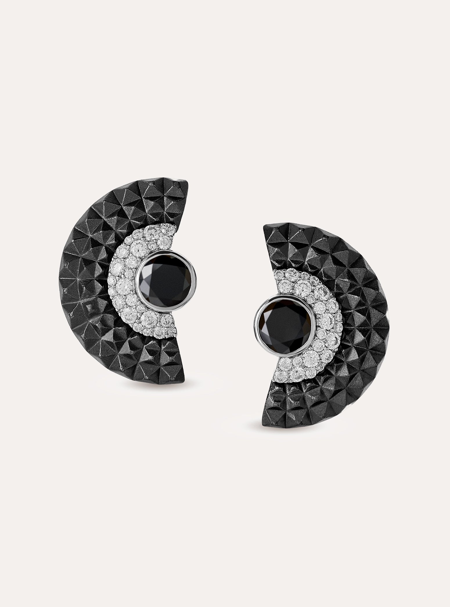 Kegel Black Earring