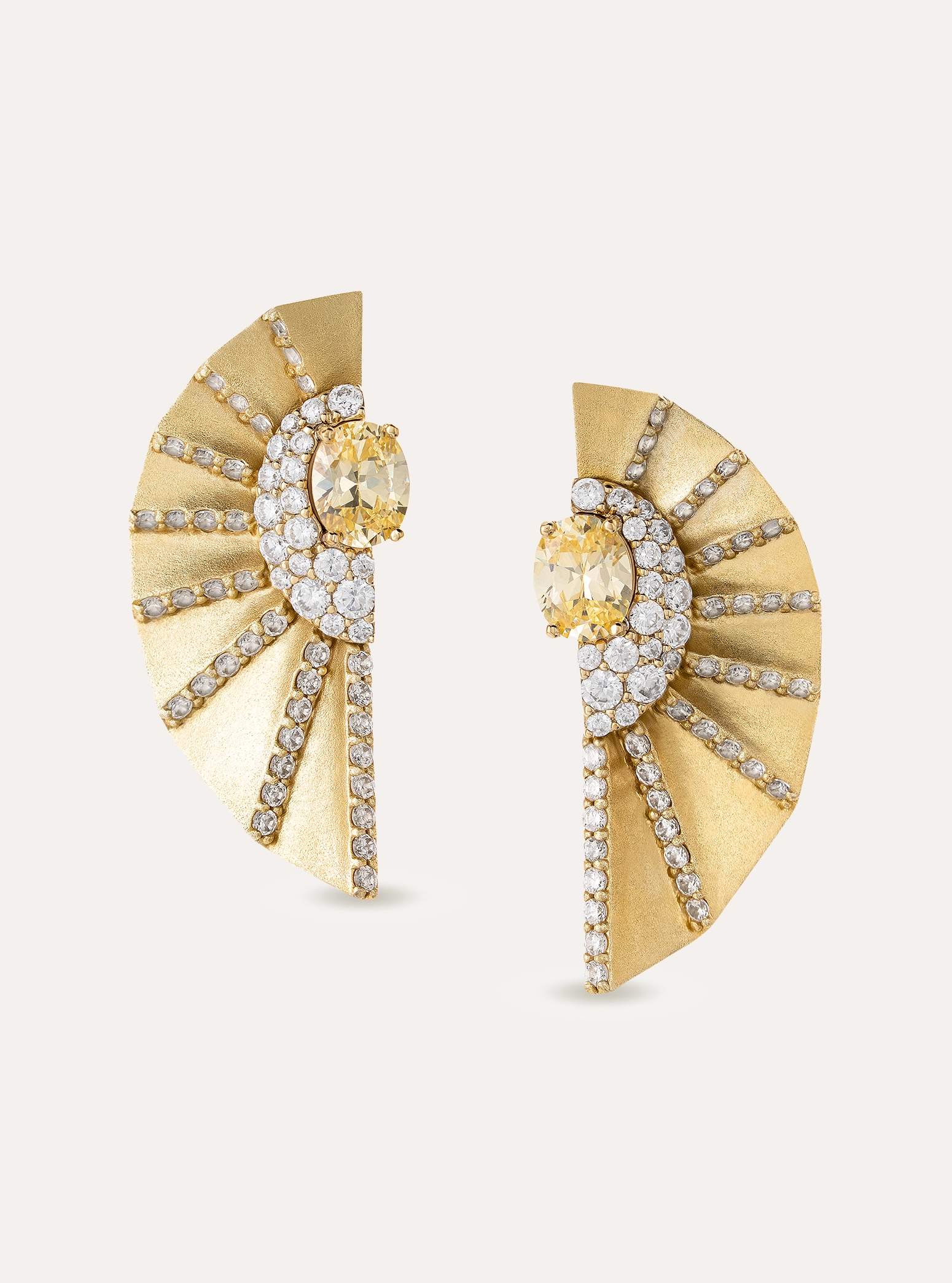 Golden Fächer Earring