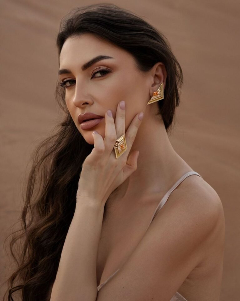 Instagram post from worldofdore. This post is in position 1.