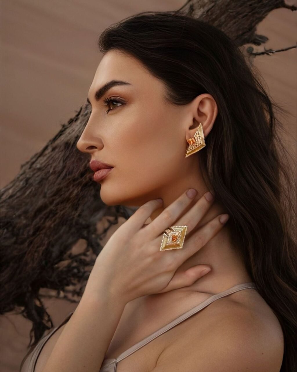 Instagram post from worldofdore. This post is in position 0.